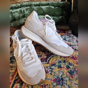 Womens New Balance Sneakers